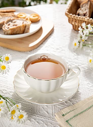 Royal Gold Trim Tea Cup Set - 6 Pieces