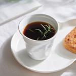 RabyLeo Unique Ceramic Mug Inspired by Crumpled Paper Cup Design，Artistic & Irregular Shape, Perfect for Coffee, Tea, and Hot Beverages，Ideal for Home, Office (White, Small)