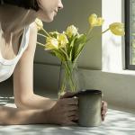 OHOM Ui Artist Collection Ceramic Self-Heating Mug (Iron Noir) 12.8 fl oz