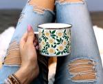 Floral Daisy Enamel Camping Coffee Mug, Nature Flowers Botanical Gift Cup for Friend Coworker Women Mom Daughter (16oz)