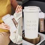 ZaoanHom Insulated Coffee Mug with Ceramic Coating, 18 oz Ceramic Lined Travel Coffee Mug with Leakproof Lid, Double Wall Stainless Steel Hot ＆ Cold Drinking Cup for Office Camping Travel, White