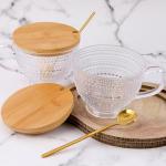 Glass Vintage Latte Mugs Set of 2, 16oz Large Clear Glass Embossed Coffee Mug Latte Tea Cup with Bamboo Lid and Spoons, Insulated Tea Cups Iced Water Ribbed Glasses Breakfast Cup Set Gift for Family