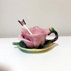 Minigift Ceramic Tea Cup and Saucer Set ，6OZ 3D Hand-Painted Flower and Lotus Leaf Coffee Mug，Gift for Women- Dark Pink Rose