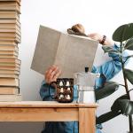 Hyturtle Cute Ghost Read Book Mug - Black Coffee Cup Ceramic Mug 15 Oz And Keychain - Book Gifts For Women Lover - Bookish Gift For Bookworm Librarian - Inspirational Librarian Present For Halloween