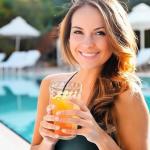 Amazing Abby - Iceberg - 24-Ounce Plastic Tumblers (Set of 8), Clear High-Balls, Stackable, BPA-Free, Shatter-Proof, Dishwasher-Safe