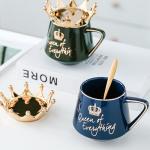 Queen of Everything Mug with Lid and Spoon