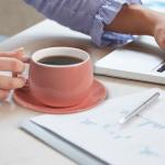 ionEgg Porcelain Coffee Cup with Saucer 270ml/9oz, Minimalist Design, Perfect for Latte, Cappuccino, and Tea, Pink