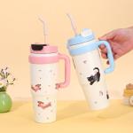 WeiTeTaLuo 33 oz Travel Coffee Mug with Handle – Cute Cat Tumbler with Lid and Straw, Stainless Steel Insulated Water Bottle, Leakproof, Cup Holder Friendly, Travel Accessories, Gifts for Women