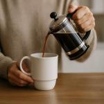 Hartorfic Coffee Mugs Set of 4 – 16 oz Porcelain Ceramic Mugs with Handle, Stackable Non-Toxic & Lead Free, Microwaveable Latte Cups for Kitchen, Tea & Cappuccino White