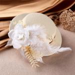 Zinniday Fascinator High Tea Hat - Women's White Mini Clip On 20s 50s Derby Cocktail Pillbox Cups Dress Kentucky Hat with Flower and Feather Decoration