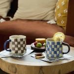 DELIGHTS GALORE Retro Checkered Ceramic Coffee Mug 16Oz - Extra Large Handle, Microwave Safe Vintage Patterned Tea Cup for Home-2pack