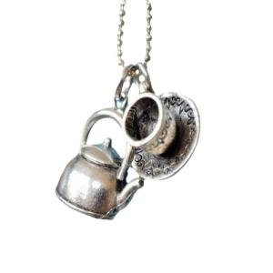 Coffee Cup Teapot Pendant Necklace Antiqued Silver Vintage Charm 3D Teacup Coffee Mug Small Long Sweater Chain Necklace for Women Men Coffee Lovers Birthday Christmas Party Holiday Fashion Jewelry Gifts (Silver)