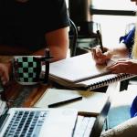 ABYSTYLE Demon Slayer Kimetsu No Yaiba Tanjiro Sword Ceramic Coffee Tea Mug Holds 16 Fl Oz. Anime Manga Drinkware Home & Kitchen Merch Gift