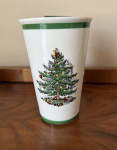 Spode Christmas Tree Travel Mug with Lid - 8 Oz Coffee Mug for Holiday Drinks, Dishwasher & Microwave Safe Ceramic Tumbler - Festive Christmas Design for On-The-Go (Christmas Tree)