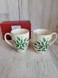 Lenox 2-Piece Holiday Holly Coffee Mug Set