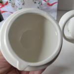 Pfaltzgraff Winterberry Sculpted 4-Cup Teapot,White