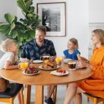 Pludyat 4 Pack Double Walled Glass Coffee Mugs, 16 oz Large Insulated Clear Coffee Cups with Handle, Cappuccino Mug for Espresso, Latte, Americano, Tea Bag, Beverage, Heat & Cold Resistant