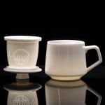 XIYUANJI Ceramic Tea Mug with Infuser & Lid - 15.2oz Glowing Jade Porcelain Mug - Translucent Artisan Cup - Loose Leaf Tea Cup with Infuser,Insulated Ceramic Coffee Mugs with Lid, Gift for Women/Men