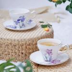 Pfedxoon Bone China Tea Cup Set with Saucer and Spoon, 3 Piece, 7oz, Cappuccino and Latte Cups, Porcelain, British Style, Mother's Day Gift (Purple Iris)