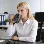 Khaki Geometric Mug with Lid and Spoon