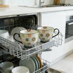 LUATSDAR Mothers Day Mug, Ceramic Coffee Mug, 14 oz Tea Cup with Handle Novelty Hand-painted Prints Coffee Cup Microwave and Dishwasher-safe Mug Idea Gift for Women