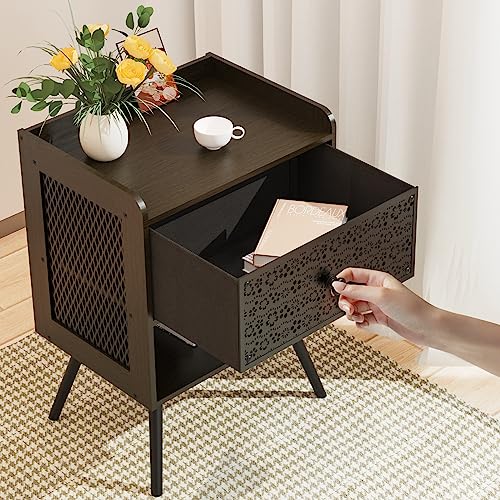 Stylish Set of 2 Nightstands with Open Shelf