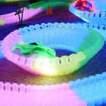 Magic Tracks Xtreme - Glow in the Dark Racetrack