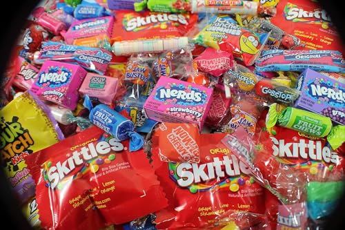 Variety Candy Pack - 2 LB Assorted Party Mix - Individually Wrapped Bulk Candy - Pinata Mix - Deluxe Queen Jax Candy Assortment