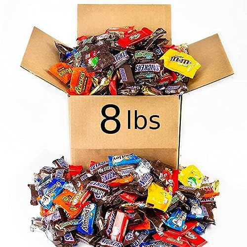 8.0lbs Chocolate Halloween Candy Bulk Variety Pack Mix. Bulk Chocolate Fun Size Candy Individually Wrapped Fun Size Chocolate. Hershey's Kisses, Reeces, Kit Kats. Reese's. Twix. Almond Joy. Peanut M&Ms. Milk Choc M&Ms