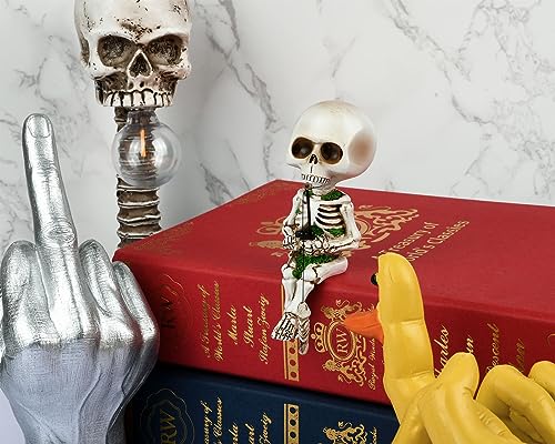 DS. DISTINCTIVE STYLE Fishing Skeleton Statue 4.5 Inch Mini Skull Figurines Halloween Gothic Decor Resin Cute Skull Fisher Sculpture for Outdoor Garden Pond Fountain Poolside