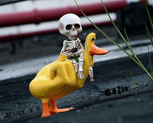 DS. DISTINCTIVE STYLE Fishing Skeleton Statue 4.5 Inch Mini Skull Figurines Halloween Gothic Decor Resin Cute Skull Fisher Sculpture for Outdoor Garden Pond Fountain Poolside