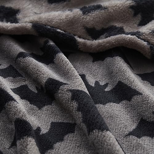 Chic Oversized Halloween Themed Plush Throw Blanket