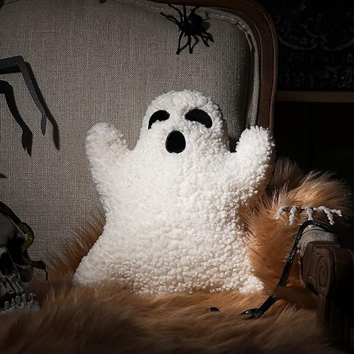 Cute Ghost Throw Pillows for Halloween Decor