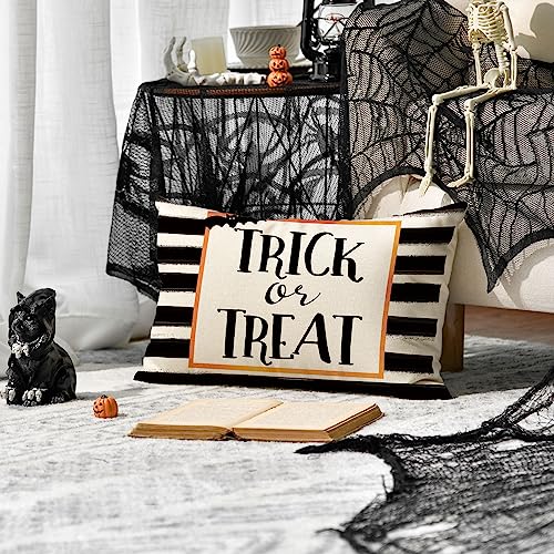 AVOIN Halloween Bat Stripes Throw Pillow Cover