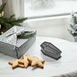 SAFIGLE 20PCS Halloween Coffin Boxes Halloween Mini Coffin Boxes Classic Coffin Treat Boxes Plastic Halloween Candy Box Coffin Halloween Decorations Indoor