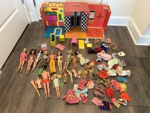 VINTAGE Barbie Doll Lot Mattel Family Foldout Case House Clothes 1950s 60’s RARE
