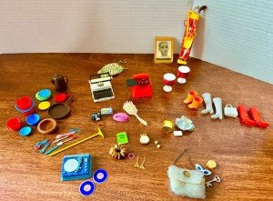 1950s & 1960s Large Array Of Vintage Barbie Accessories