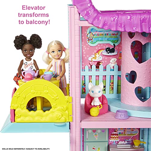Barbie Dollhouse: Chelsea Playhouse with Transforming Areas