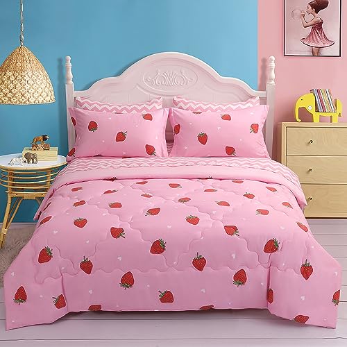 Kawaii Strawberry Plush Bedding Set for Teens