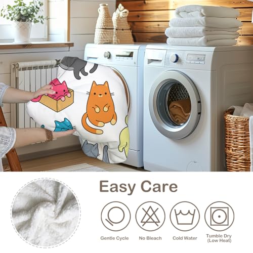 Kawaii Cat Fleece Blanket - Soft & Cozy