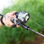 Sougayilang Spincast Fishing Reel, Easy to Use Push Button Casting Design，High Speed 3.9 :1，All-Metal Gears, Changeable Right/Left-Hand Retrieve, Includes Monofilament Line