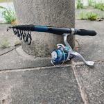 Telescopic Fishing Rod Reel Kit 2PCS 6.89FT Collapsible Pole Spinning Reel Combo with Fishing Lures Fishing Gripper Fishing Pliers Portable Fishing Gear Set for Saltwater Freshwater Travel (Blue)