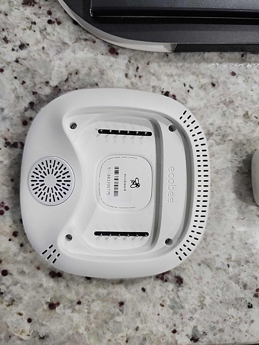 Ecobee 4 Smart Thermostat with Alexa Built-In