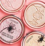 Catrice More Than Glow Highlighter - Supreme Rose Beam