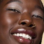 e.l.f. Fine As Fleck Glitter Eyeshadow, Long-Lasting Sheer Eye Makeup With A Shimmer Finish, Smooth Formula, Vegan & Cruelty-Free, Champagne Showers