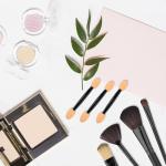 300PCS Eyeshadow Applicator Sticks, Disposable Eye Shadow Sponge Applicators, Makeup Applicators for Girls, Lady and Women