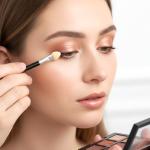 TIESOME 30Pcs 2 in 1 Eyeshadow Smudge Brush for Women, Dual Sides Disposable Eye Shadow Applicators Sticks Eyes Makeup Cosmetic Tool Portable Travel Mini Eyes Makeup Brushes Concealer Brush