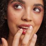 Tree Hut Strawberry Sugarlips Lip Butter, Hydrating Lip Care for Soft, Smooth & Nourished Lips, Holiday Gift & Stocking Stuffer, 0.52 fl oz