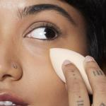 e.l.f. Camo Concealer Sponge – Dual-Pointed Makeup Tool