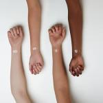 essence | What the Fake! Plumping Lip Filler | Lip Gloss for Full, Voluminous Lips | Translucent Pearly Finish | Vegan & Cruelty Free, Gluten Free, Paraben Free